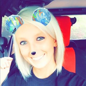 Meet your Posher, Candice